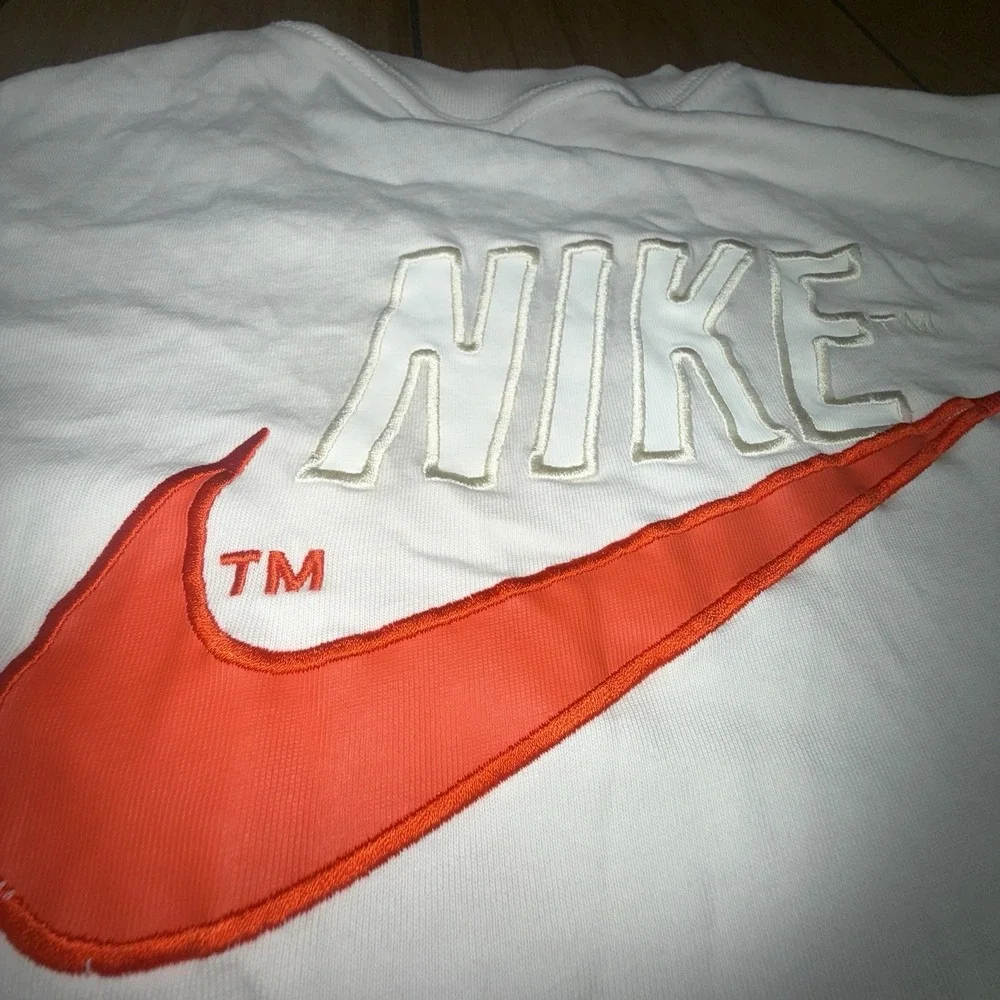 NIKE Trend Max 90 T‎ shirt Chest Pocket Logo Short Sleeve XL Beige